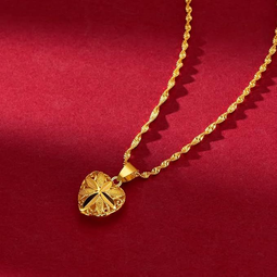 18K Gold Necklace — Timeless Luxury